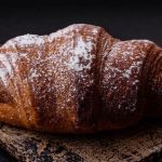 فرنسا تصدر طابع بريد برائحة الخبز الفرنسي بقيمة 1.96 يورو