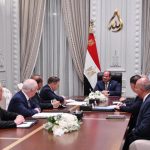 الرئيس السيسي يلتقي اليكسي ليخاتشوف مدير عام روساتوم الروسية