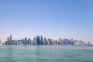 إسرائيل تستهدف قيادات حماس في قطر بغارات جوية
