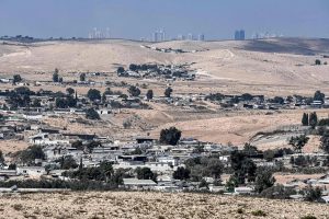 أكثر من نصف سكان النقب في إسرائيل يفكرون في مغادرتها